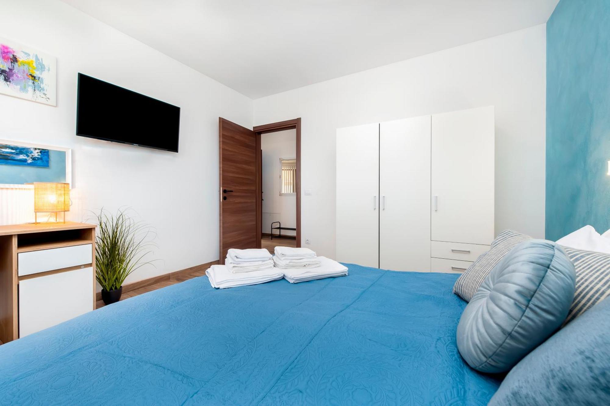 Apartman Lorena โรวีน ภายนอก รูปภาพ