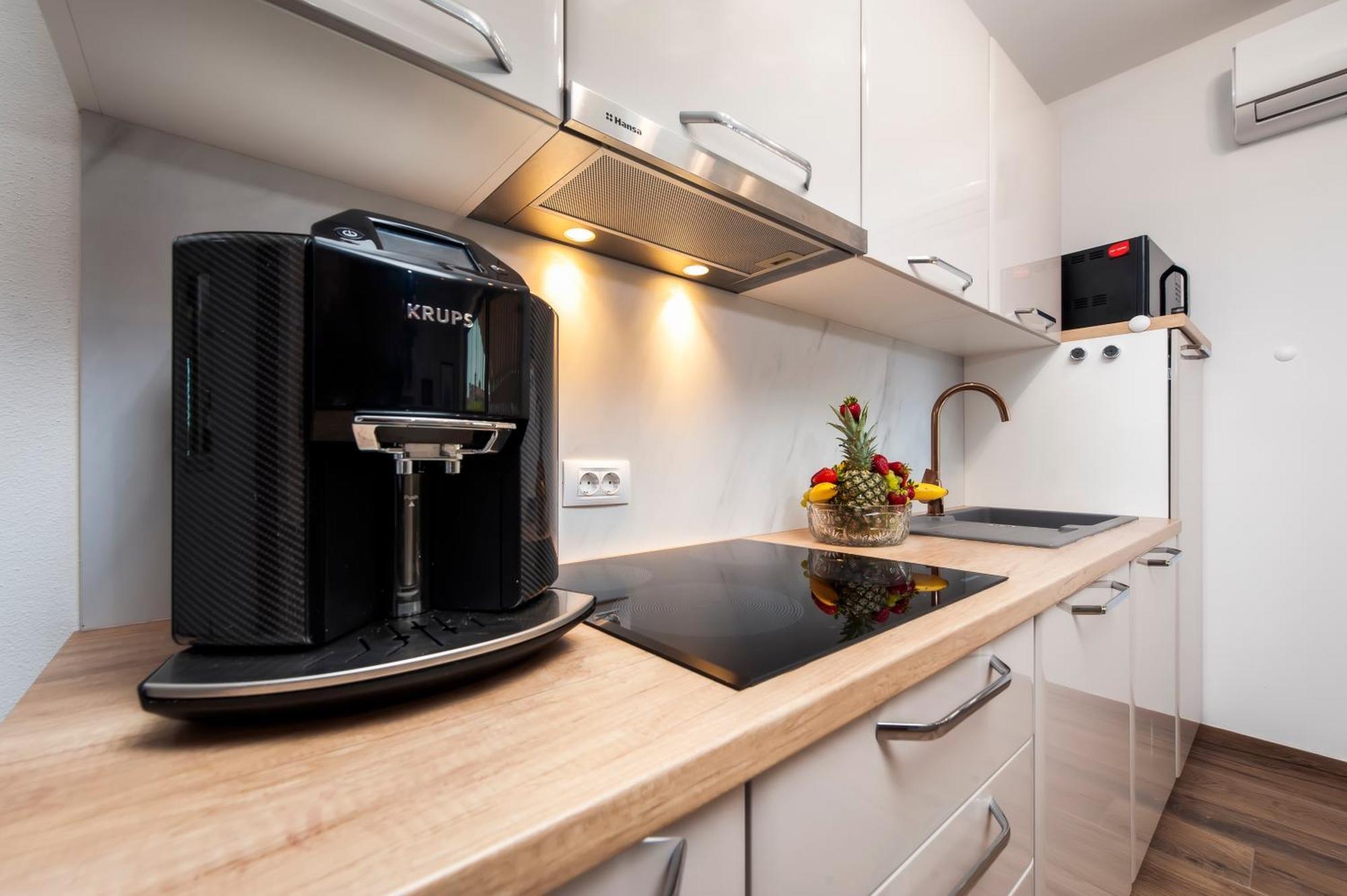 Apartman Lorena โรวีน ภายนอก รูปภาพ